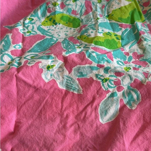 Lilly Pulitzer Pink and Green Floral Fabric - Picture 4 of 5